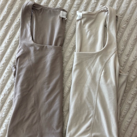 Olive + Oak Women's Sleeveless Tank Tops - Taupe and Cream - Picture 1 of 3